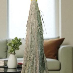 555 Super Soft Hill Grass Broom with Durable Yellow Handle